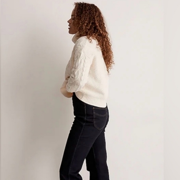 Madewell Cable Knitted Turtleneck Sweater in Antique Cream Color size Medium - Picture 3 of 15